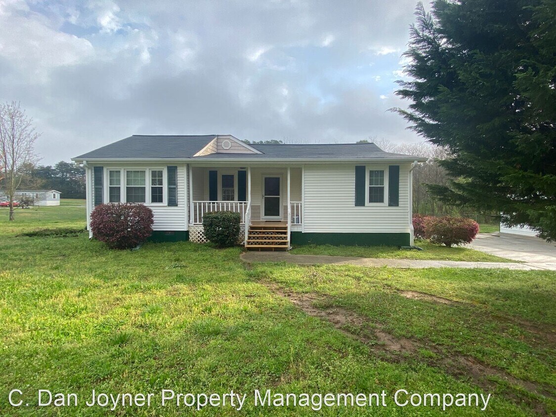 Primary Photo - 3 br, 2 bath House - 109 Hunter Road