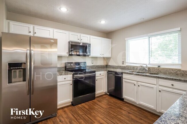 Building Photo - 3687 Shagbark