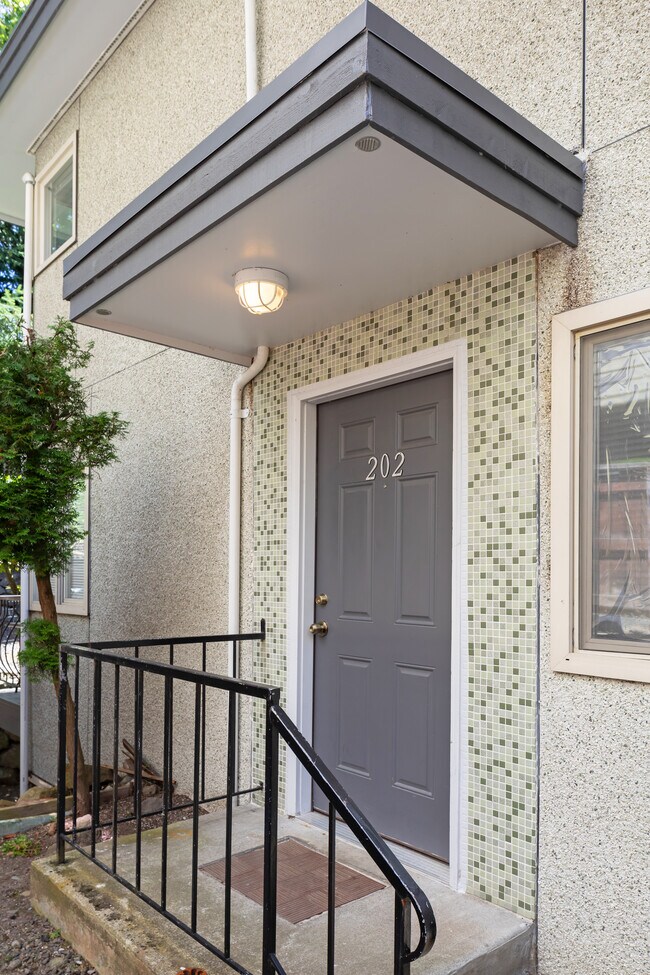 Foto del edificio - 4522 Meridian Ave N