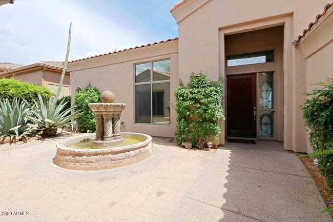 Building Photo - 9311 E Cavalry Dr