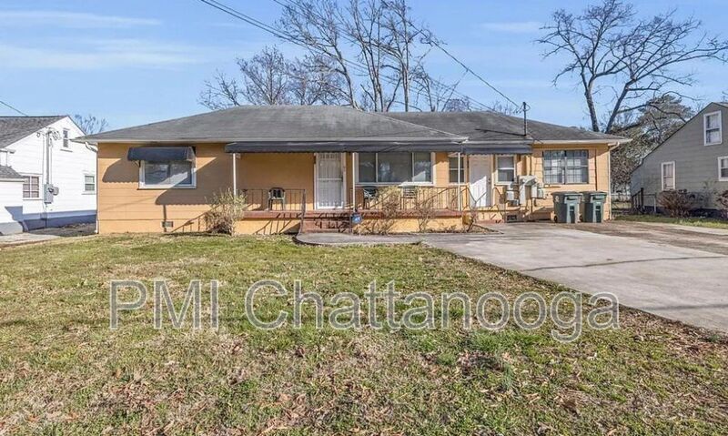 Primary Photo - 606 N Moore Rd