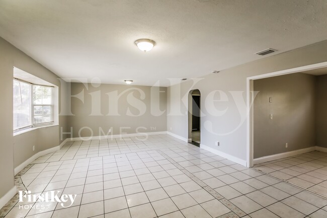 Foto del edificio - 7171 SW 10th Ct