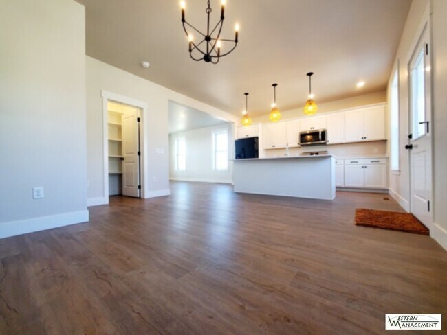 Foto del edificio - 1655 St George Blvd