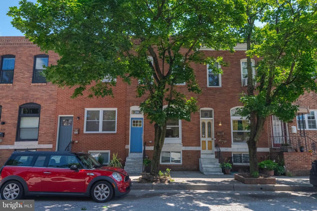 Primary Photo - 527 S Lakewood Ave