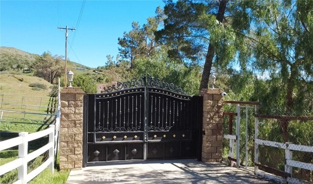 Building Photo - 33716 Hubbard Rd