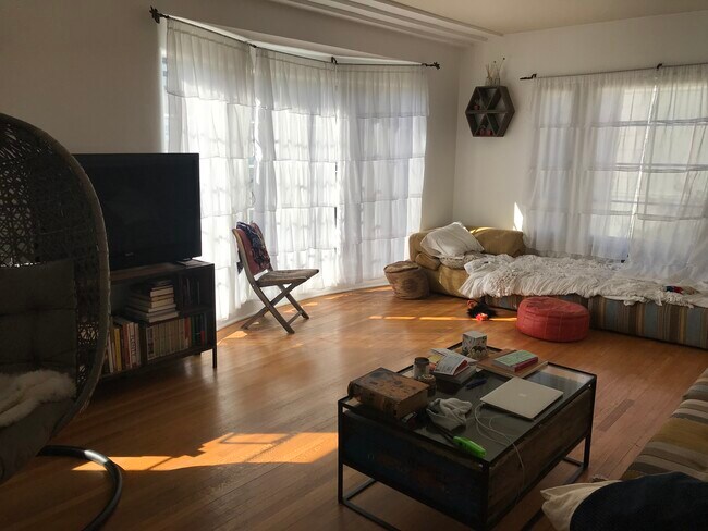 Foto del edificio - 442 S Detroit St