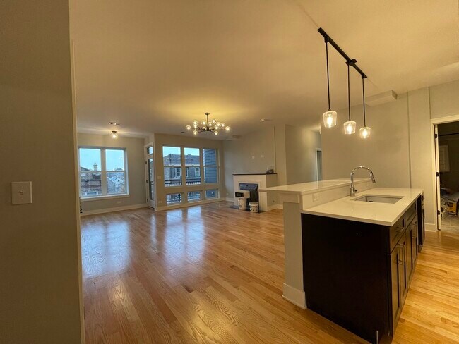 Foto del edificio - 1730 W 18th St