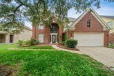 Foto principal - 18702 Dennington Dr