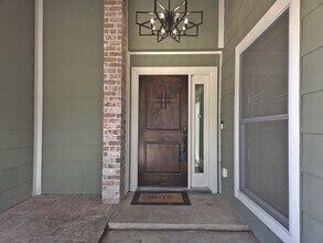 Building Photo - 15715 Tumbling Rapids Dr