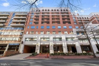 Building Photo - 1230 23rd St NW