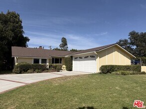 Building Photo - 2766 Dunleer Pl