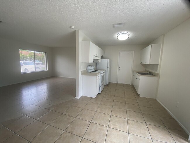 Building Photo - 18051 Steele Ave
