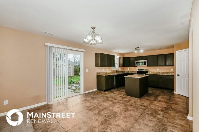 Foto del edificio - 8144 Wood Hollow Ln