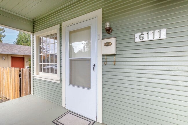 Foto del edificio - Bright 2 bed, 1 bath in fantastic SE locat...