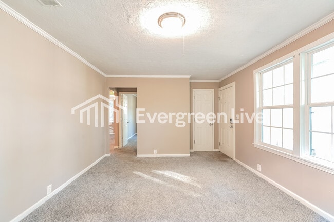 Building Photo - 2809 Jordan St