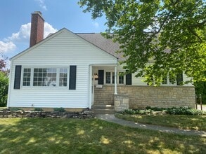 Building Photo - 2796 Brandon Rd