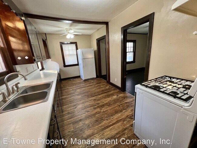 Building Photo - 2 br, 1 bath House - 701 E. Randolph