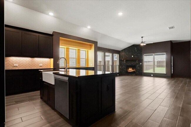 Foto del edificio - 4 bedroom in Devonshire