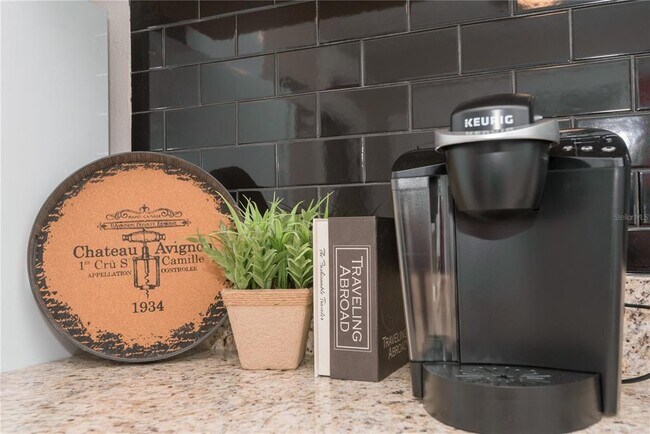 Foto del edificio - 226 8th Ave NE