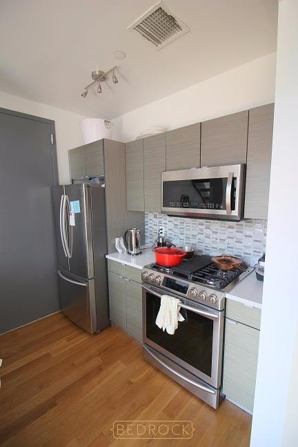 Building Photo - 135 Lefferts Pl