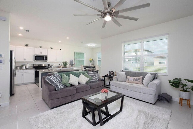 Photo - 7810 NW Gladwell Ln House