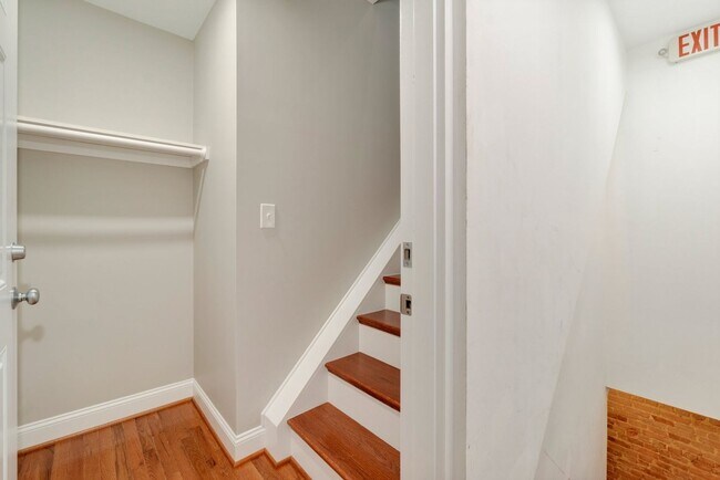 Foto del edificio - 3015 N Calvert St