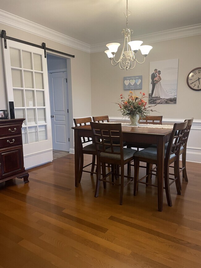 Photo - 1011 Fair Hill Dr House