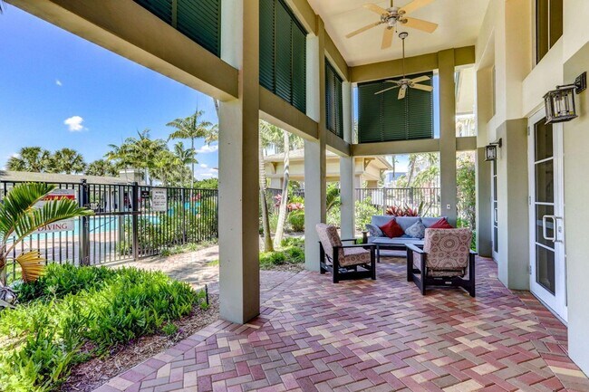Foto del edificio - 477 Pacific Grove Dr