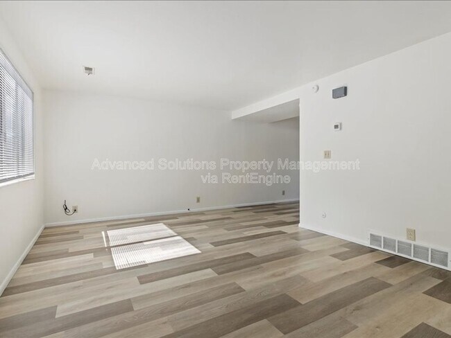 Foto del edificio - 4554 S 785 E
