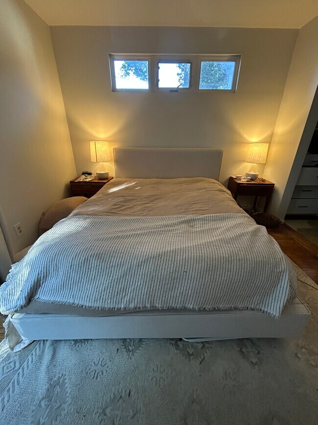 Dormitorio - 622 Venezia Ave