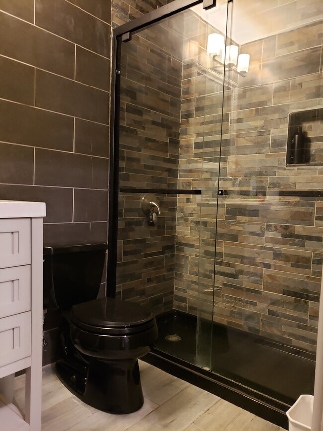 Foto del edificio - 2500 Light Road