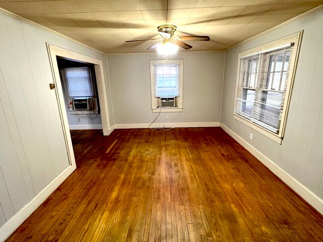 Living Room - 806 E 9th St