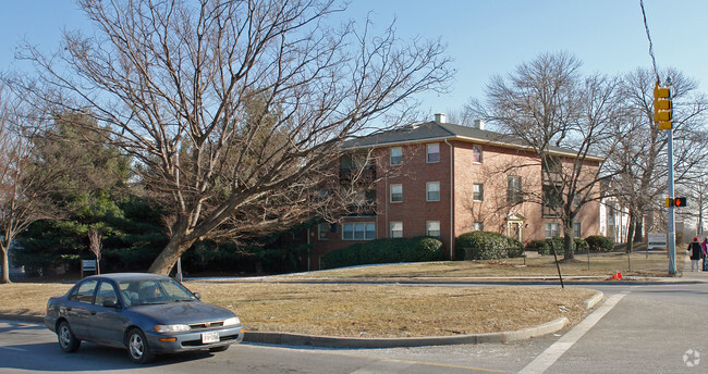 Building Photo - Walbrook Apartments