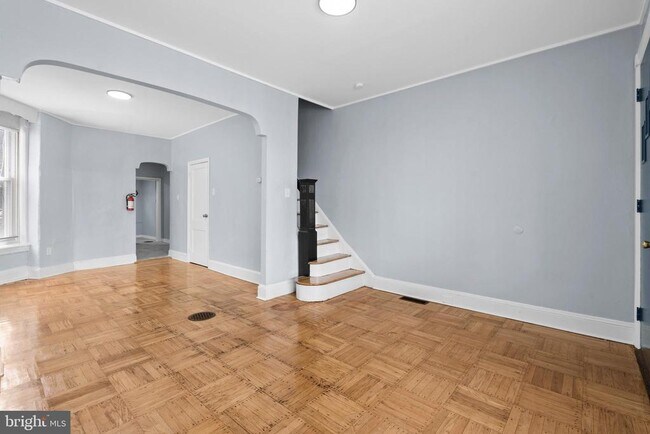 Building Photo - 5948 Osage Ave