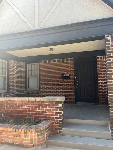 Building Photo - 1508 NW 18th St