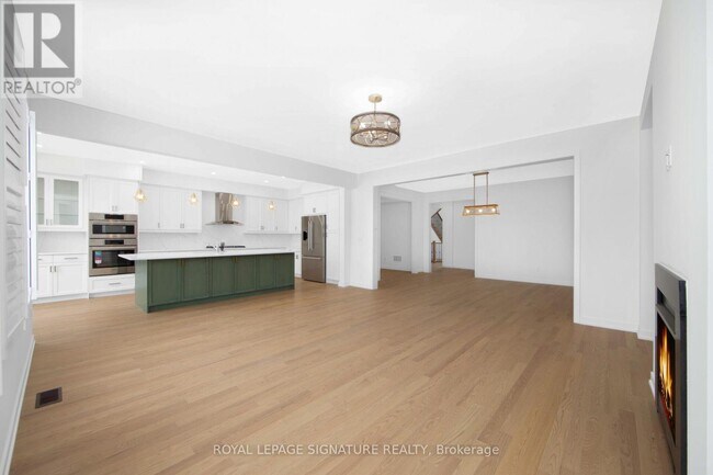 Building Photo - 400 Finch Ave