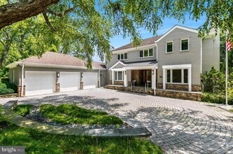 Building Photo - 1404 Coventry Ln