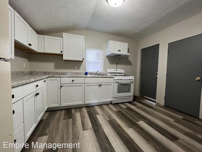 Building Photo - 2 br, 1 bath House - 2227 Linden Ave