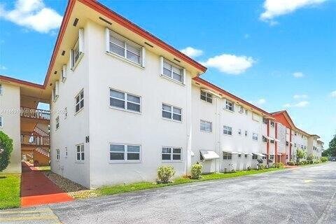 Primary Photo - 650 SW 2nd Ave