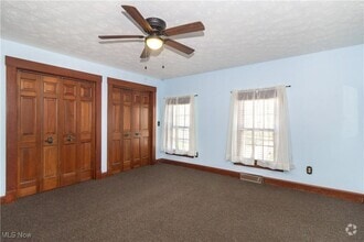 Building Photo - 559 Wadsworth Rd