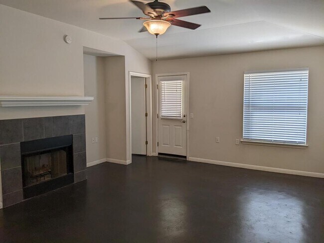 Building Photo - 5703 Steven Creek Way