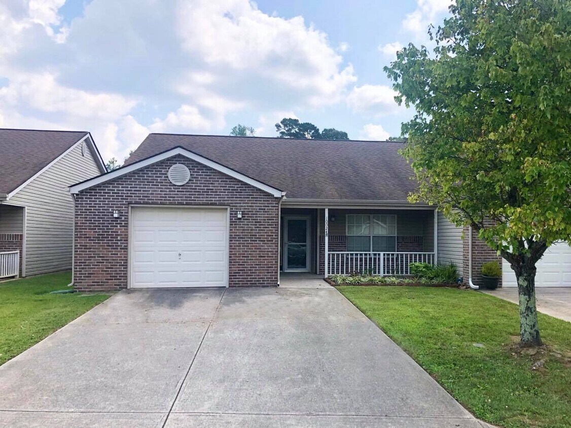 10024 Greylock Way Unit 10024 Greylock Way, Knoxville, TN 37931 Condo