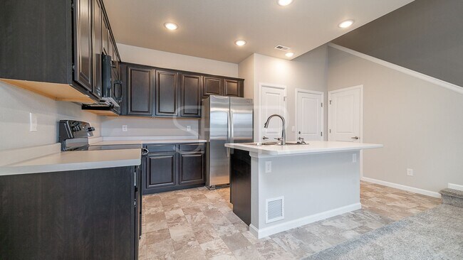 Foto del edificio - 3 Bedroom Townhouse in Wolf Ranch
