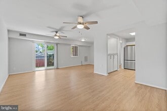 Building Photo - 208 Victor Pkwy