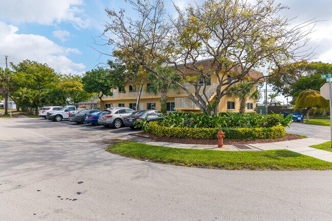 Building Photo - 4900 NW 10th Ave
