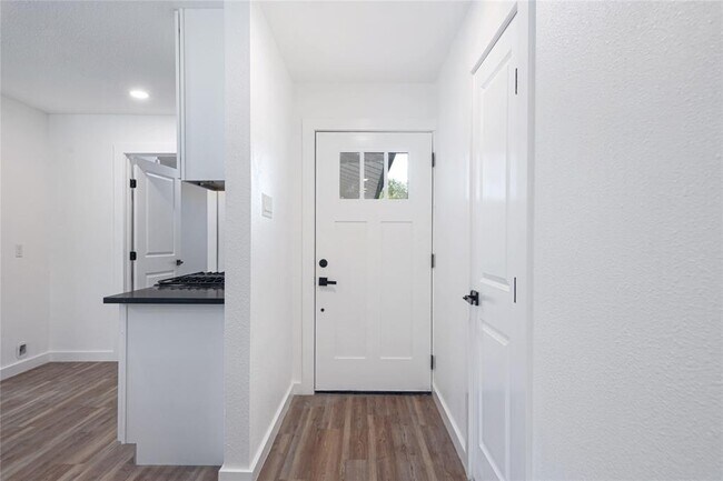 Foto del edificio - 6907 Tulane Dr