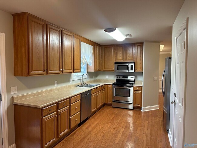 Foto del edificio - 101 Fawn Forest Dr