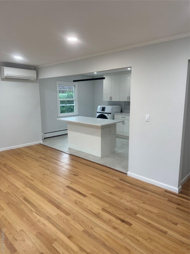Foto del edificio - 9 Walnut Ln