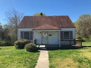 Building Photo - 703 Arnett Blvd