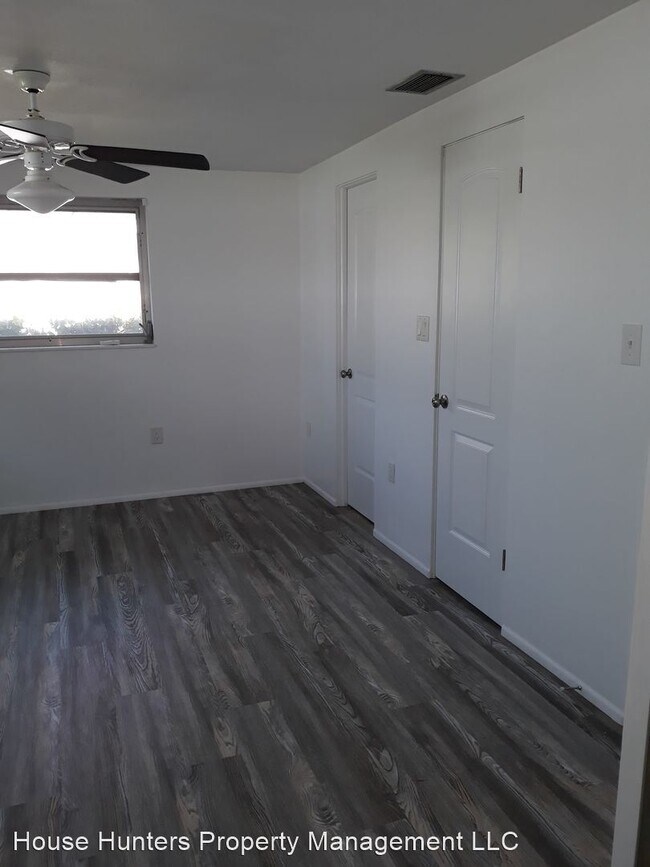 Building Photo - 2 br, 2 bath House - 521 Shamrock Blvd